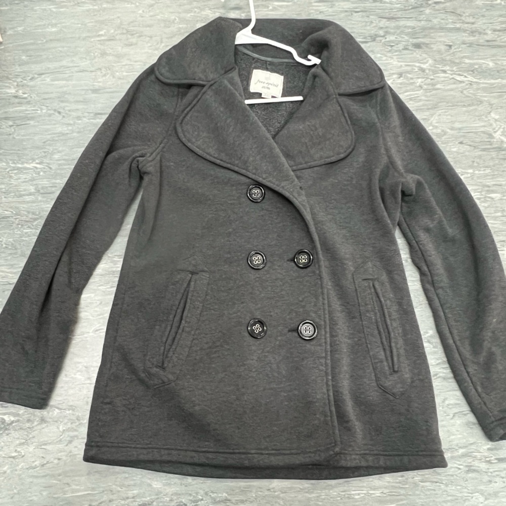 Free Spirit gray pea coat